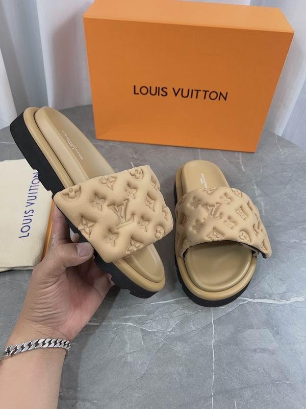 LV Men's Slippers 395